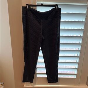 Vineyard Vines Performance Dark Grey Leggings; ankle length sz L